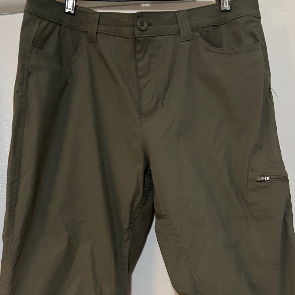 Eddie Bauer women’s Olive quick dry hiking pants